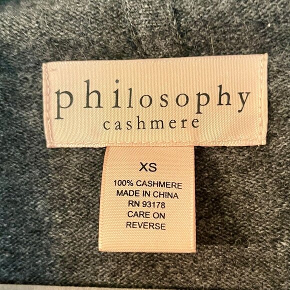 PHILOSOPHY 100% Cashmere Vest with Assymetrical Zip Closure Sz XS - Picture 7 of 7